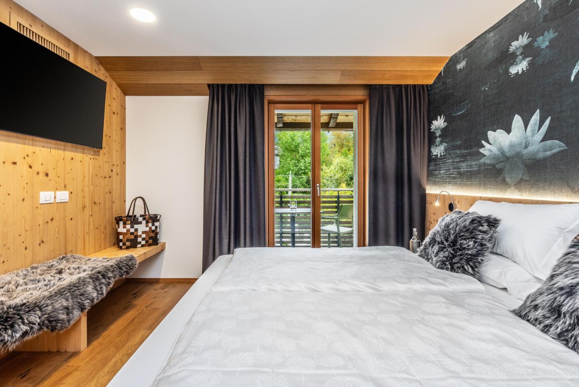 Villa Margherita Tenna Bagian luar foto